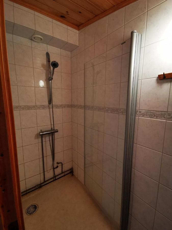 Villa Neptuni Rumsuthyrning Byxelkrok Bagian luar foto